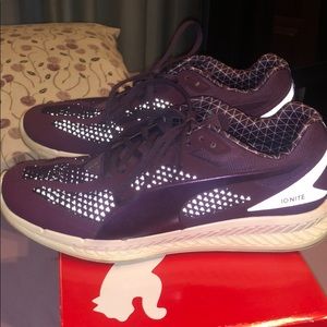 Women’s Size 9 Purple Puma Shoes